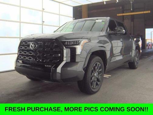 2022 Toyota Tundra Platinum