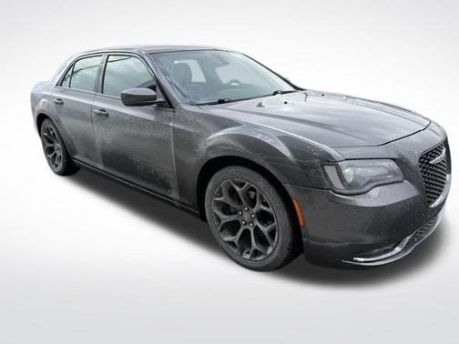 2019 Chrysler 300 S