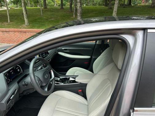 Shimmering Silver 2021 Hyundai SONATA Limited 2.0T
