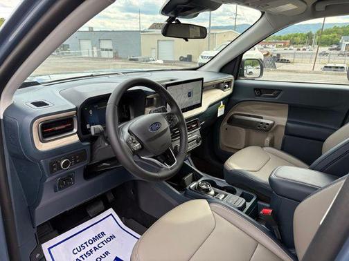 Azure Gray Metallic Tri-Coat 2026 Ford Maverick Lariat