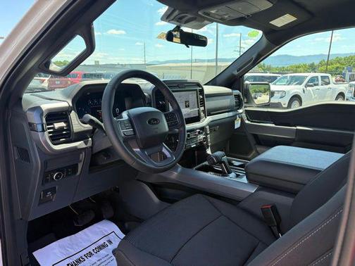 Oxford White 2026 Ford F-150 XLT
