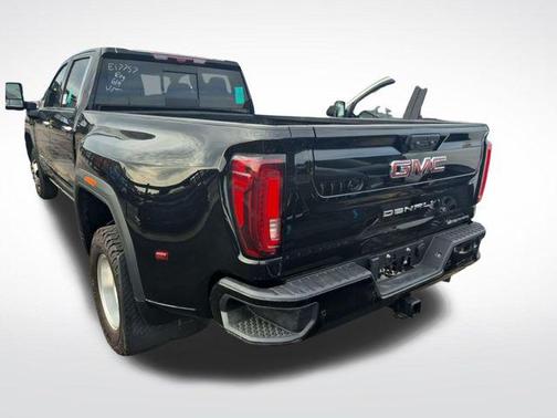 Onyx Black 2023 GMC Sierra 3500 Denali