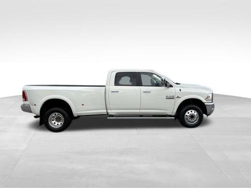 2018 RAM 3500 Laramie Crew Cab 4x4 8' Box
