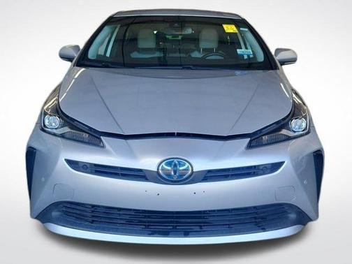 2021 Toyota Prius XLE