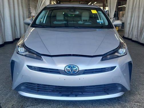 2021 Toyota Prius XLE