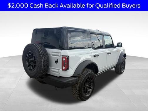 Avalanche Gray 2026 Ford Bronco Badlands