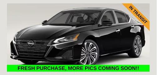 Super Black 2025 Nissan Altima 2.5 SV