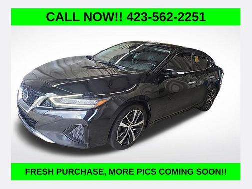 Super Black 2022 Nissan Maxima SV Xtronic CVT
