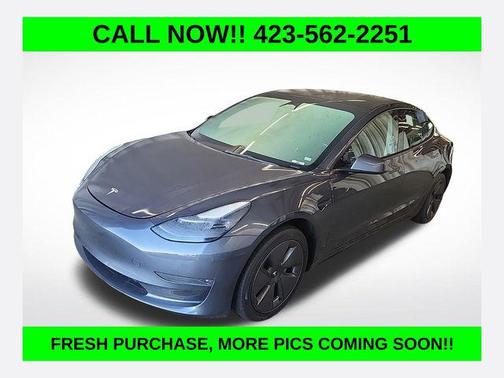 Gray 2023 Tesla Model 3 Long Range