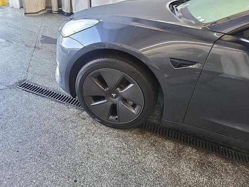 Gray 2023 Tesla Model 3 Long Range