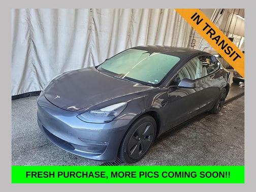 Gray 2023 Tesla Model 3 Long Range