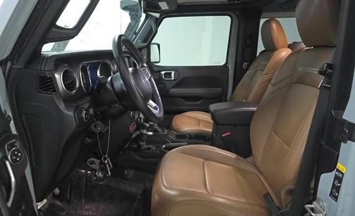 Earl Clearcoat 2023 Jeep Wrangler Rubicon