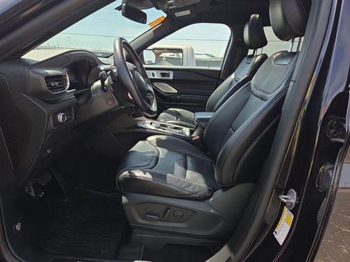 Agate Black Metallic 2021 Ford Explorer ST