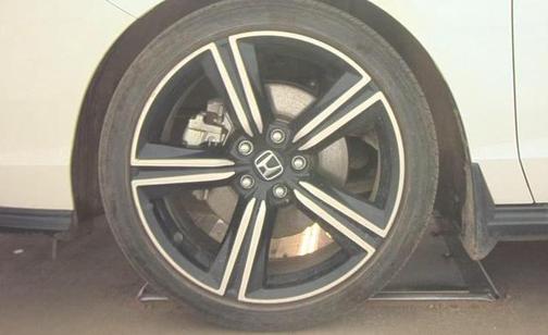 Platinum White Pearl 2023 Honda Accord Hybrid Sport