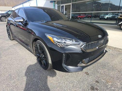 2019 Kia Stinger GT2