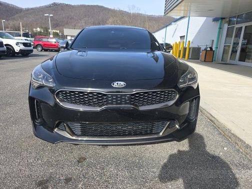 2019 Kia Stinger GT2