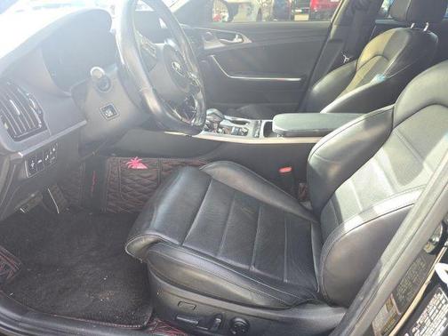 2019 Kia Stinger GT2