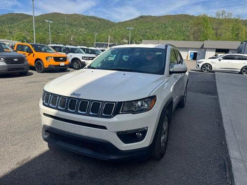 White Clearcoat 2021 Jeep Compass Latitude
