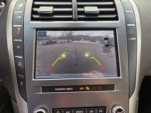 2020 Lincoln MKZ Standard