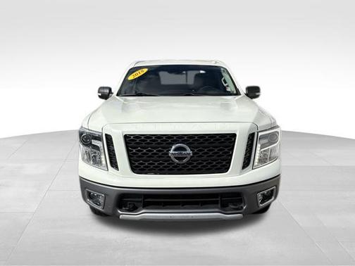 2018 Nissan Titan PRO-4X