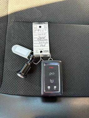 Velvet Red Pearlcoat 2025 Jeep Grand Cherokee Altitude