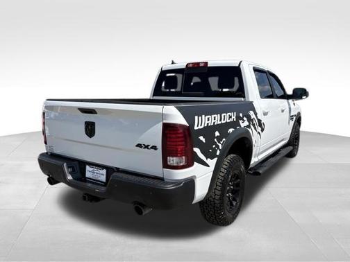 Bright White Clearcoat 2022 RAM 1500 Classic SLT