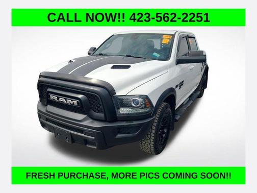 Bright White Clearcoat 2022 RAM 1500 Classic SLT