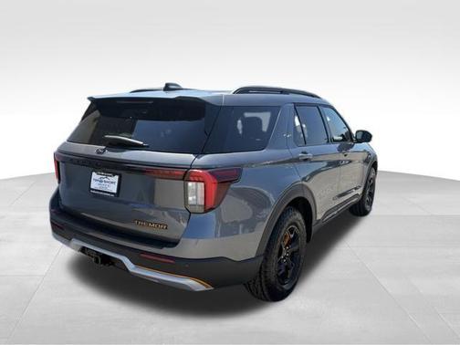 Carbonized Gray Metallic 2026 Ford Explorer Tremor