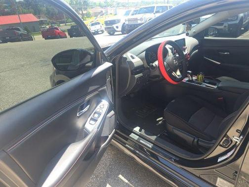 Super Black 2025 Nissan Sentra SR