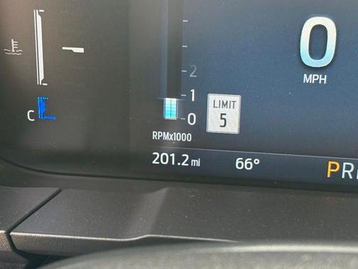 Space White Metallic 2025 Ford Maverick Lariat