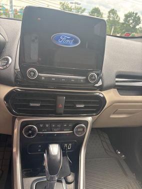 Ruby Red Metallic Tinted Clearcoat 2019 Ford EcoSport Titanium