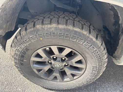 2020 Toyota Tacoma SR5