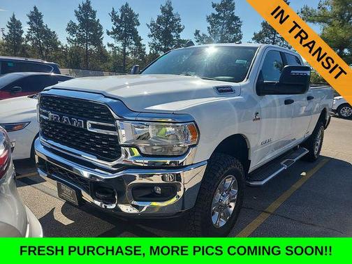 2024 RAM 2500 Big Horn Crew Cab 4x4 6'4' Box