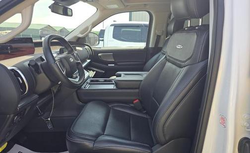 Oxford White 2025 Ford Expedition Max Platinum