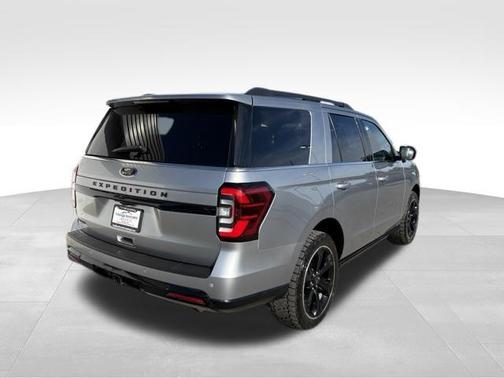 Iconic Silver Metallic 2023 Ford Expedition Limited