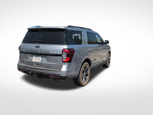 Iconic Silver Metallic 2023 Ford Expedition Limited