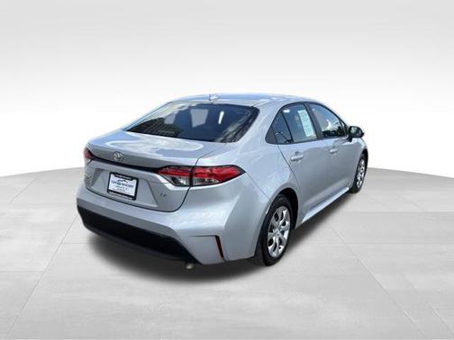 Classic Silver Metallic 2024 Toyota Corolla LE