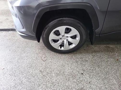Magnetic Gray Metallic 2025 Toyota RAV4 LE