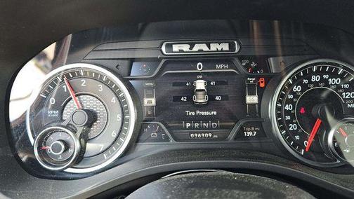 Delmonico Red Pearlcoat 2023 RAM 1500 Laramie