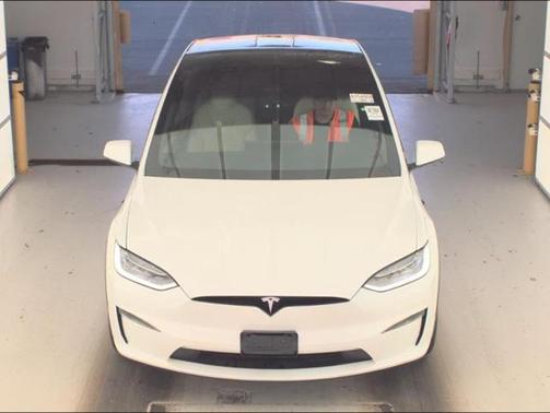 2022 Tesla Model X Plaid Tri Motor All-Wheel Drive