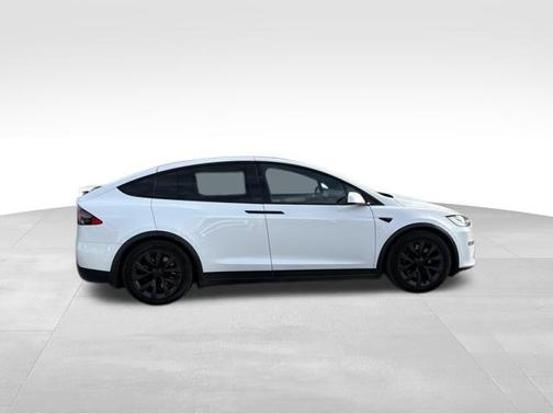 2022 Tesla Model X Plaid Tri Motor All-Wheel Drive