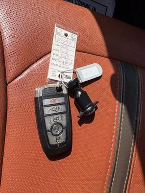 White Platinum 2018 Ford F-250 King Ranch