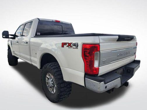 White Platinum 2018 Ford F-250 King Ranch