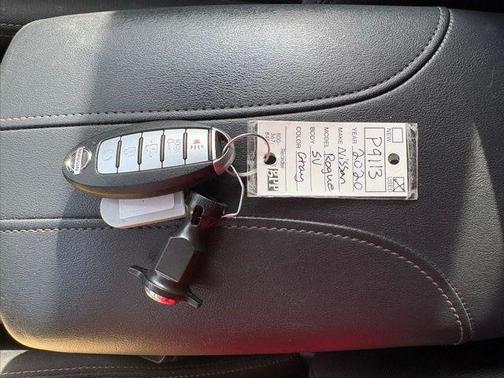 Gun Metallic 2020 Nissan Rogue SV