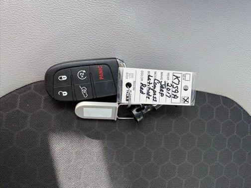 2017 Jeep New Compass Latitude