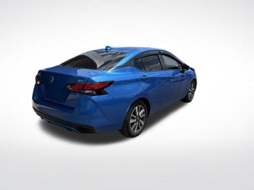 Electric Blue Metallic 2020 Nissan Versa 1.6 SV