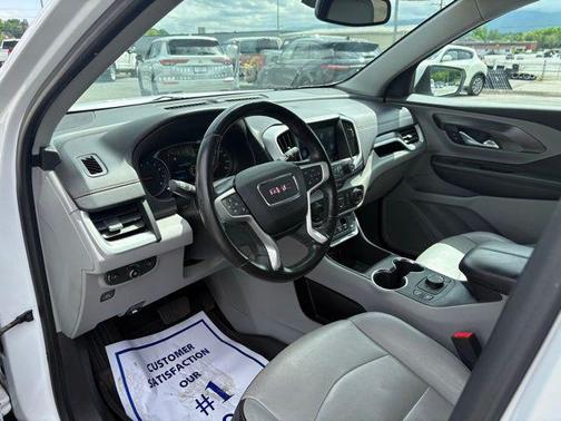 Summit White 2018 GMC Terrain SLT