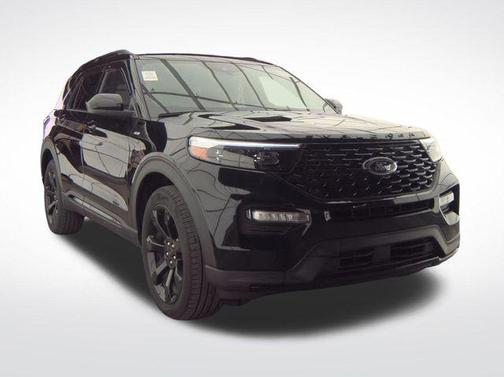 Agate Black Metallic 2023 Ford Explorer ST-Line