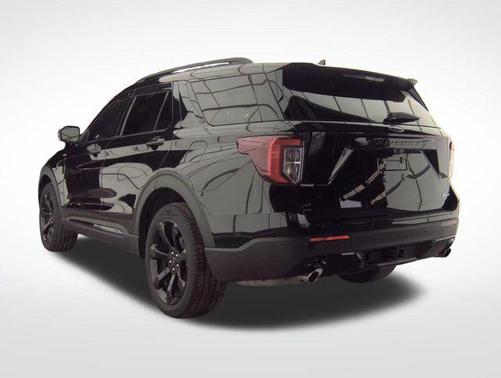 Agate Black Metallic 2023 Ford Explorer ST-Line