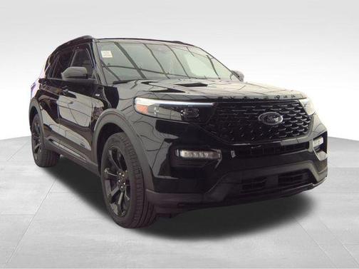 Agate Black Metallic 2023 Ford Explorer ST-Line